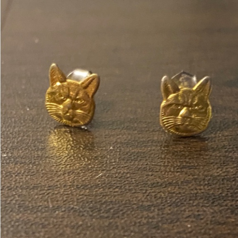 Grumpy Cat Gold Toned Stud Earrings